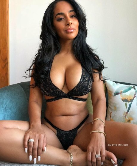 Ayisha Diaz