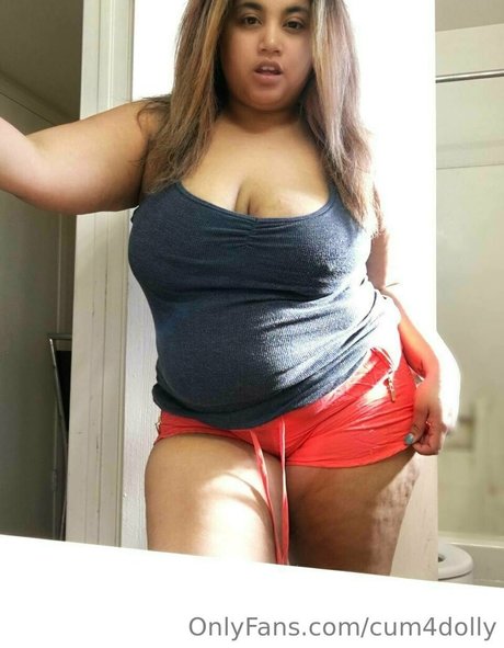 Cum4dolly