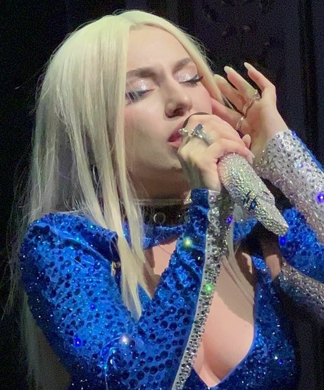 Ava Max