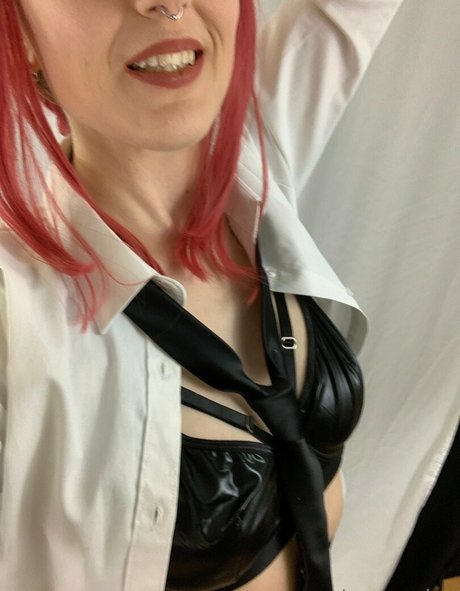 Corrinvalentinecosplay