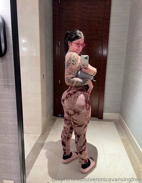 Veronicavansingfree