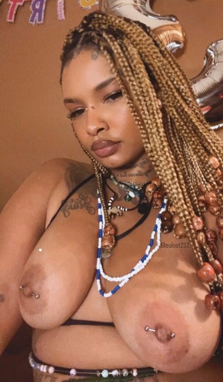 Nacktes geleaktes OnlyFans-Foto von Bleu2lost