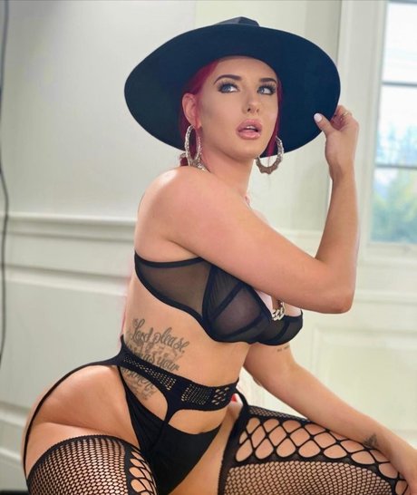 Justina Valentine