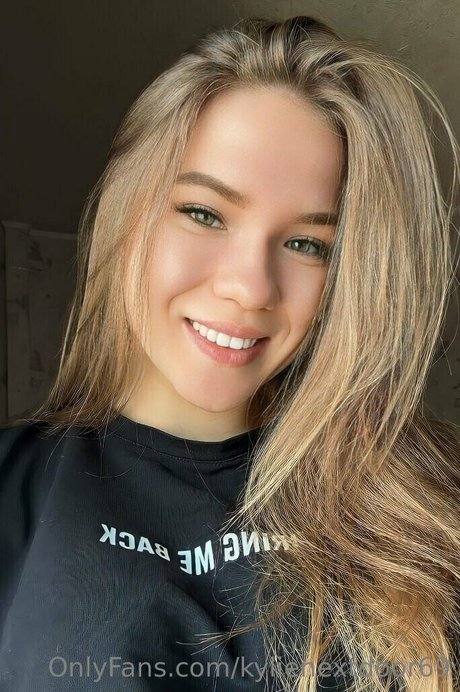 Kylienextdoor69