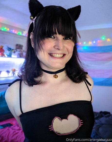 Artemislunaaa