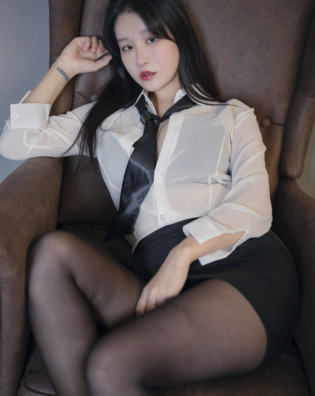 Lee Seol