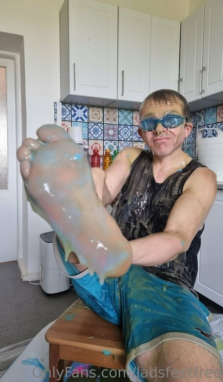 Ladsfeetfree