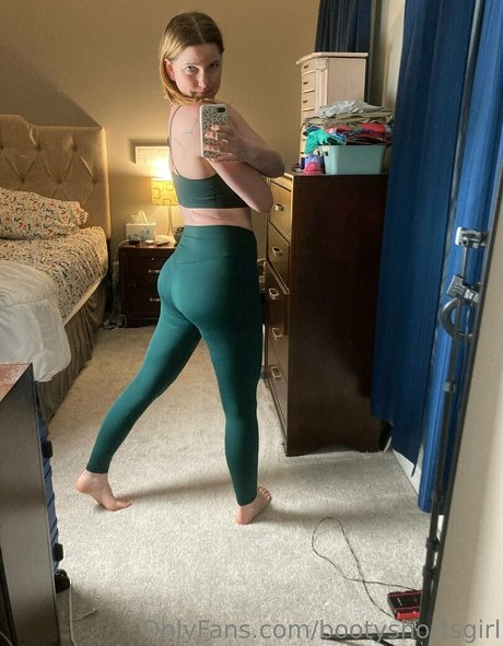 Bootyshortsgirl
