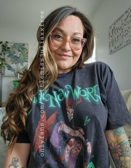 Littlemissjuliaxxfree