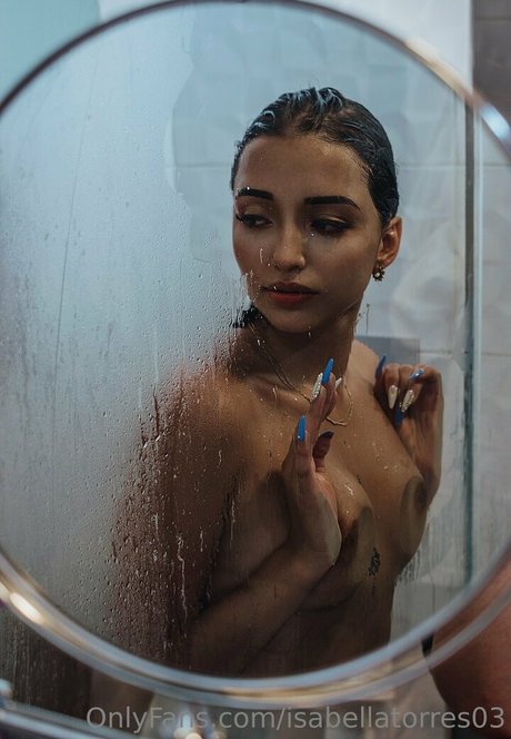 Isabellatorres03