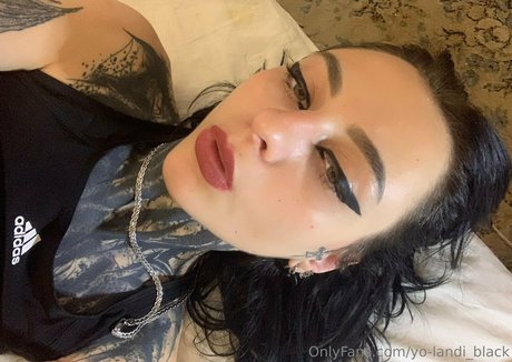 Yolandiblack