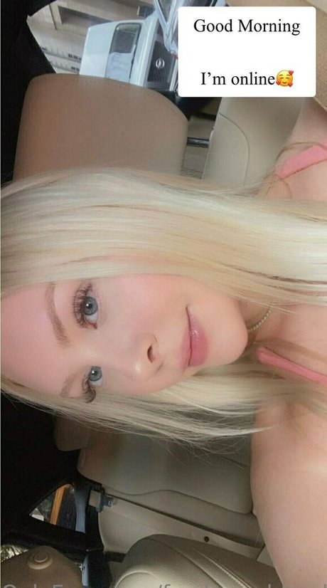 Freshmanblondie18