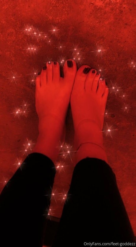 Feetgoddezz