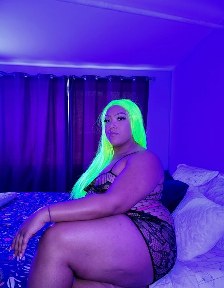 Nacktes geleaktes OnlyFans-Foto von Worshipnicolessoles