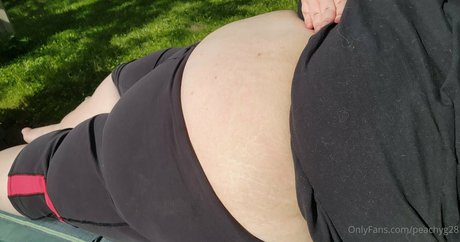 Peachyg28