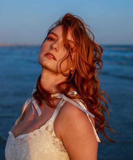 Dakota Blue Richards