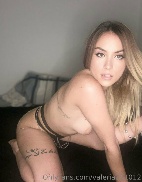 Valeria221012