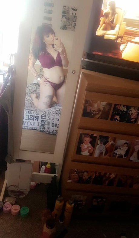 Show Your Girlfriend