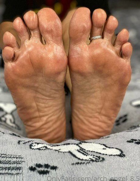 Alluringangelannabelle