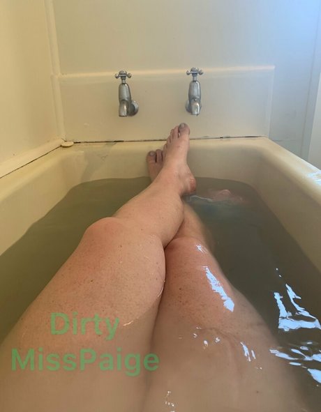 Dirtymisstresspaige