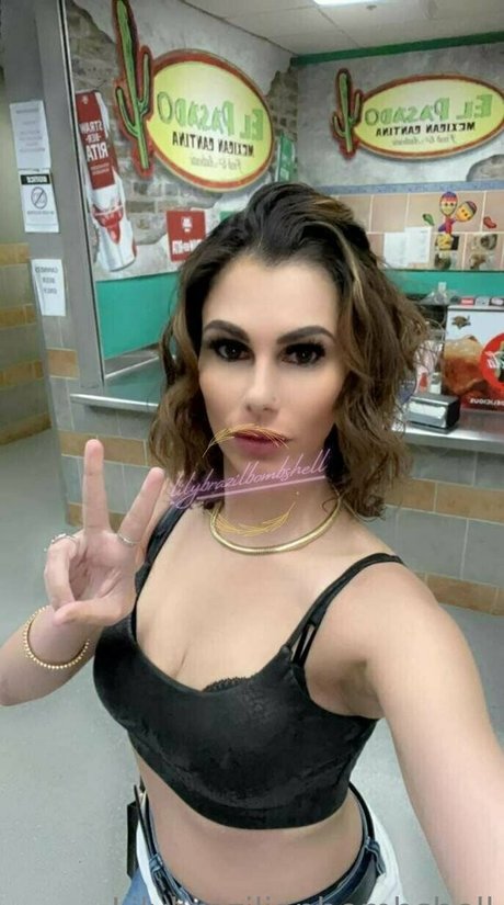 Lilybrazilianbombshell