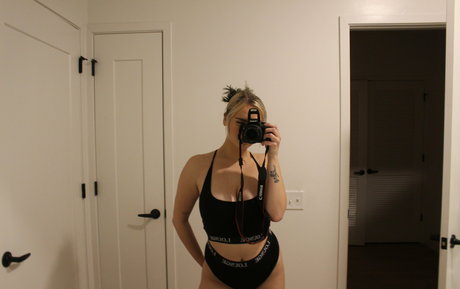 Mollyomaliamollyomaliaaa