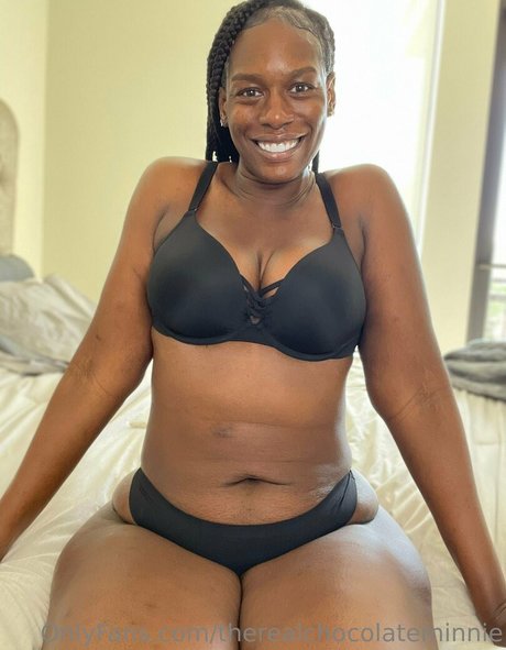 Therealchocolateminnie