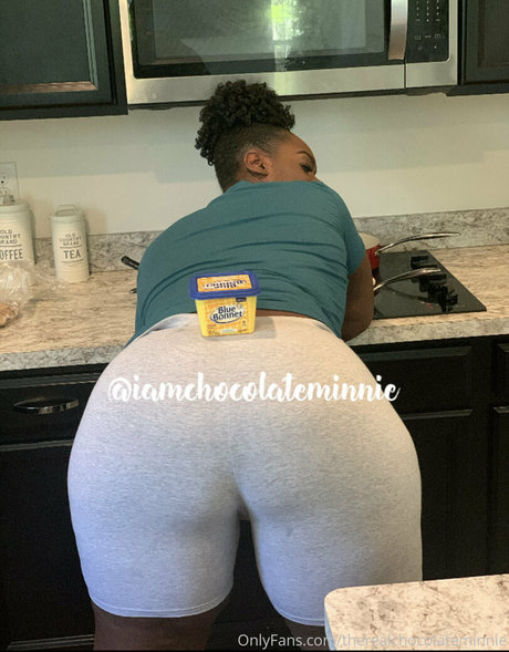 Therealchocolateminnie