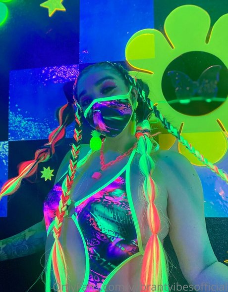 Vybrantvibesofficial