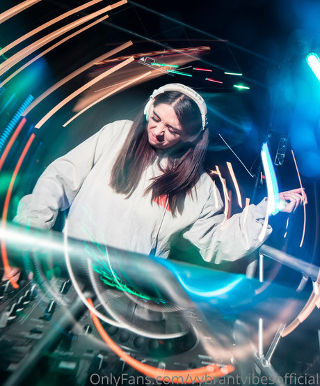 Vybrantvibesofficial