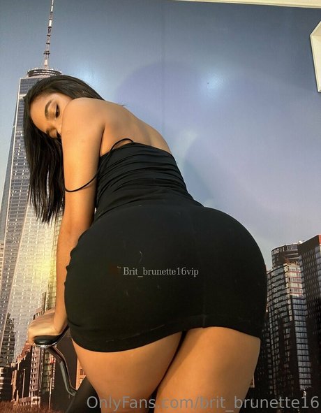 Britbrunette16