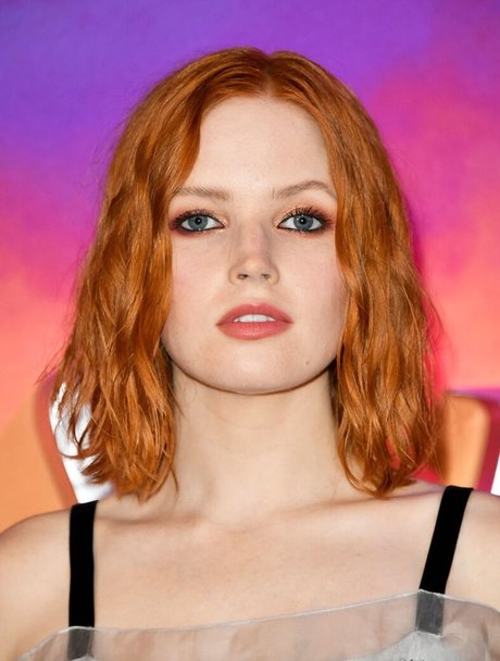 Ellie Bamber