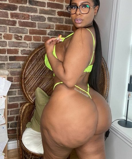Fat Booty Bae