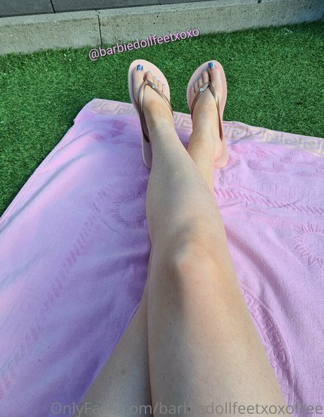 Barbiedollfeetxoxofree