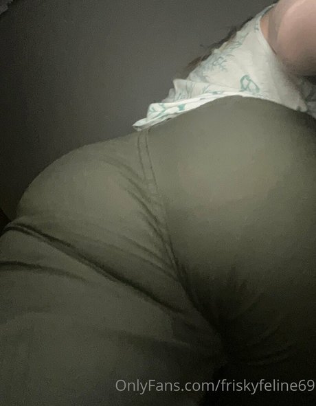 Friskyfeline69