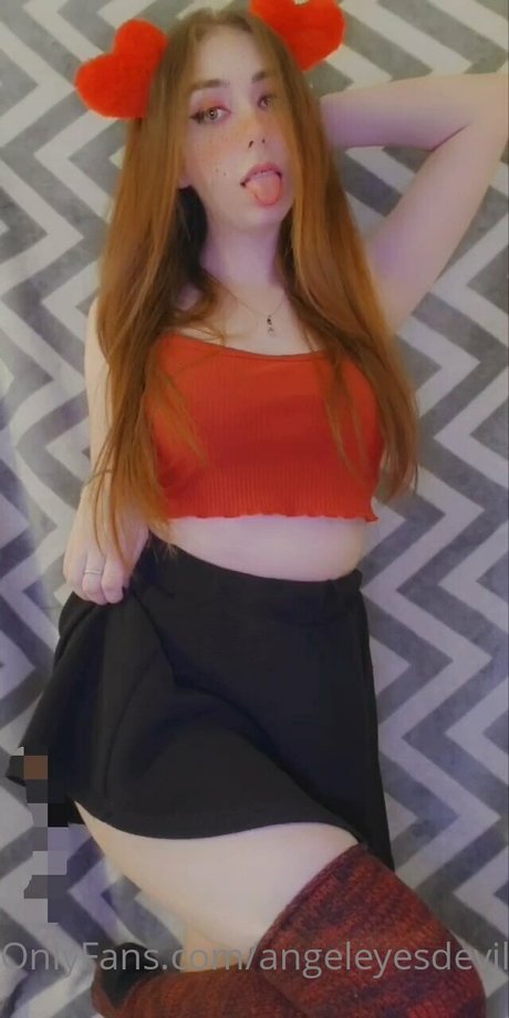 Angel Eyes Devil Thighs