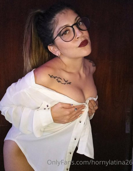 Hornylatina26