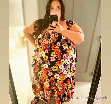 Ssbbwladyjiggles