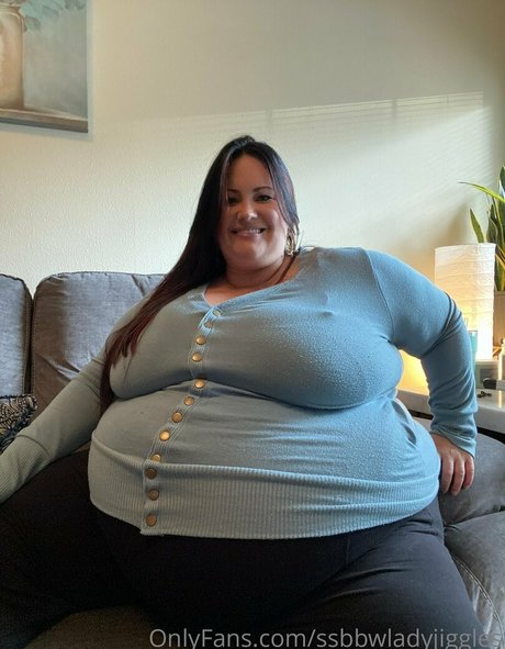 Ssbbwladyjiggles