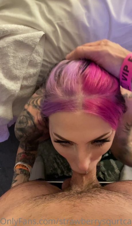 Strawberrysquirtcake