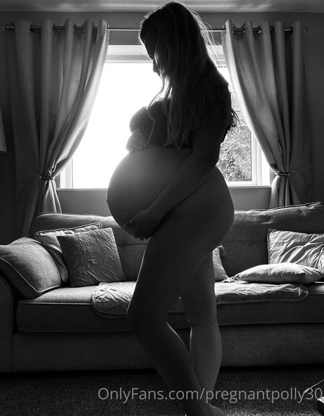 Pregnantpolly30