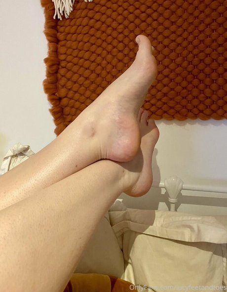 Lucyfeetandtoes