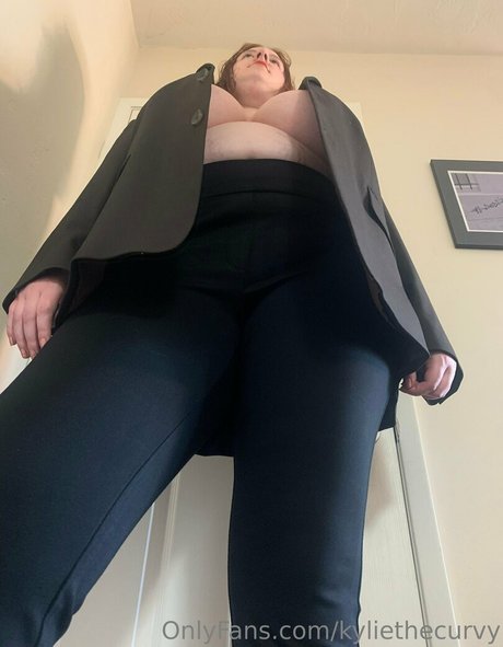 Kyliethecurvy