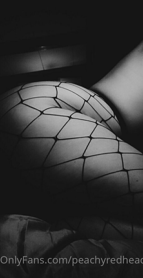 Peachyredheadbabe91
