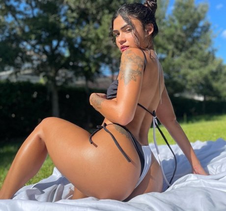 Nacktes geleaktes OnlyFans-Foto von Ahlaninha