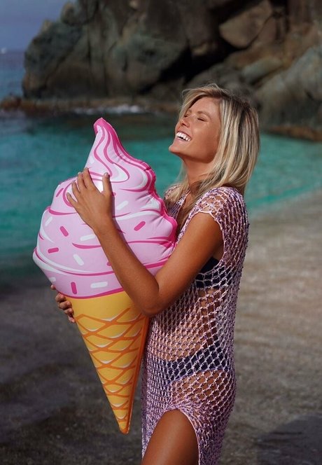 Ashleysouthernbellevip