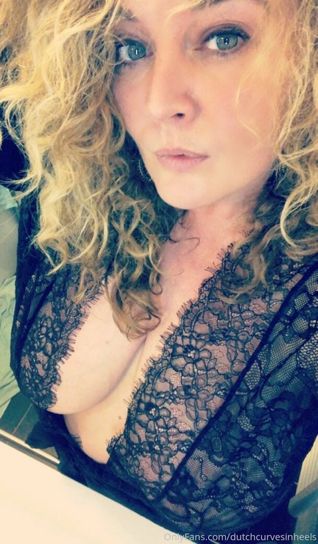 Dutchcurvesinheels